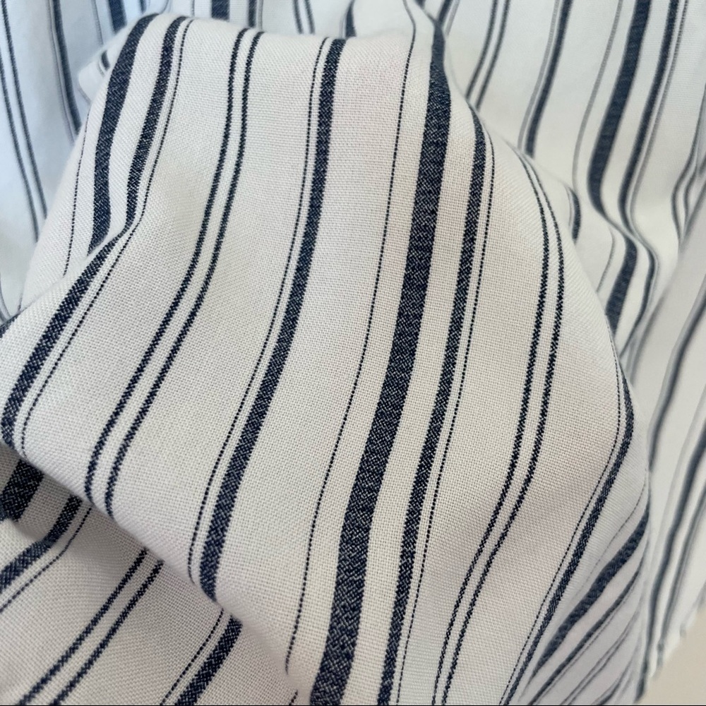 Style Envy White&NavyStriped ButtonDownShort SleeveTop.Size XLJuniors - Picture 6 of 7